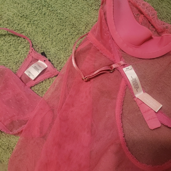Victoria's Secret Pink Sheer Lace Chemise 36B - Picture 5 of 5